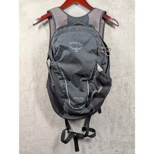 Osprey Daylite Backpack Gray/Black Travel Hiking Adventure Bag